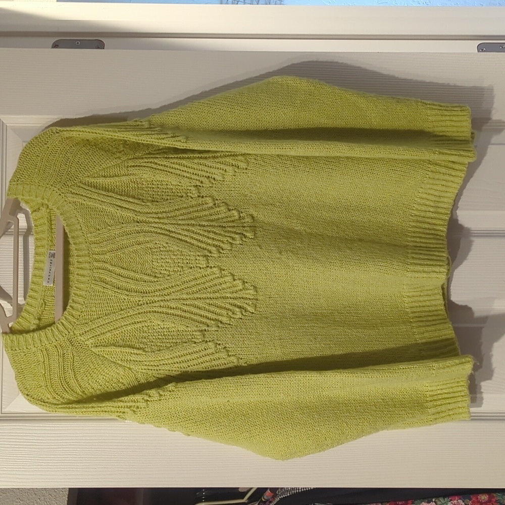 Retrology women's size  XL sweater